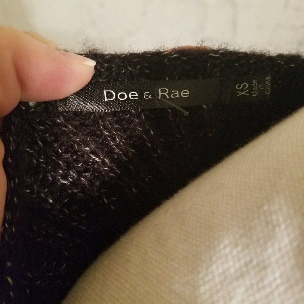 Doe and Rae sweater - Picture 2 of 4